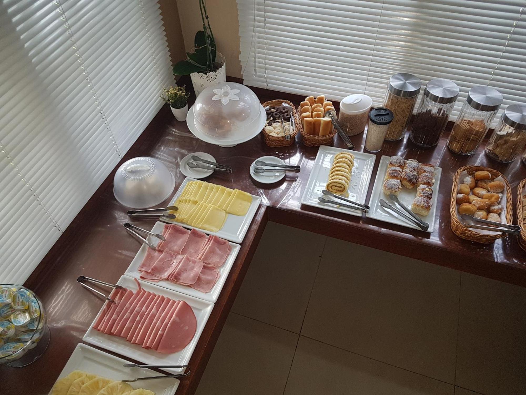 Hotel Portal Das Aguas Jaguariúna エクステリア 写真